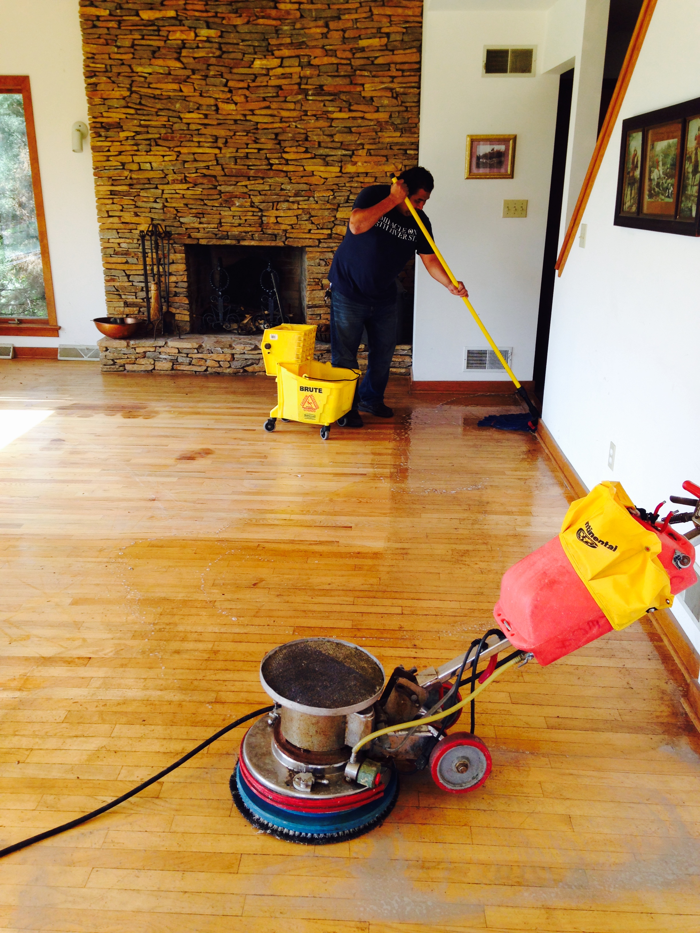 Commercial Cleaning on the Mainline